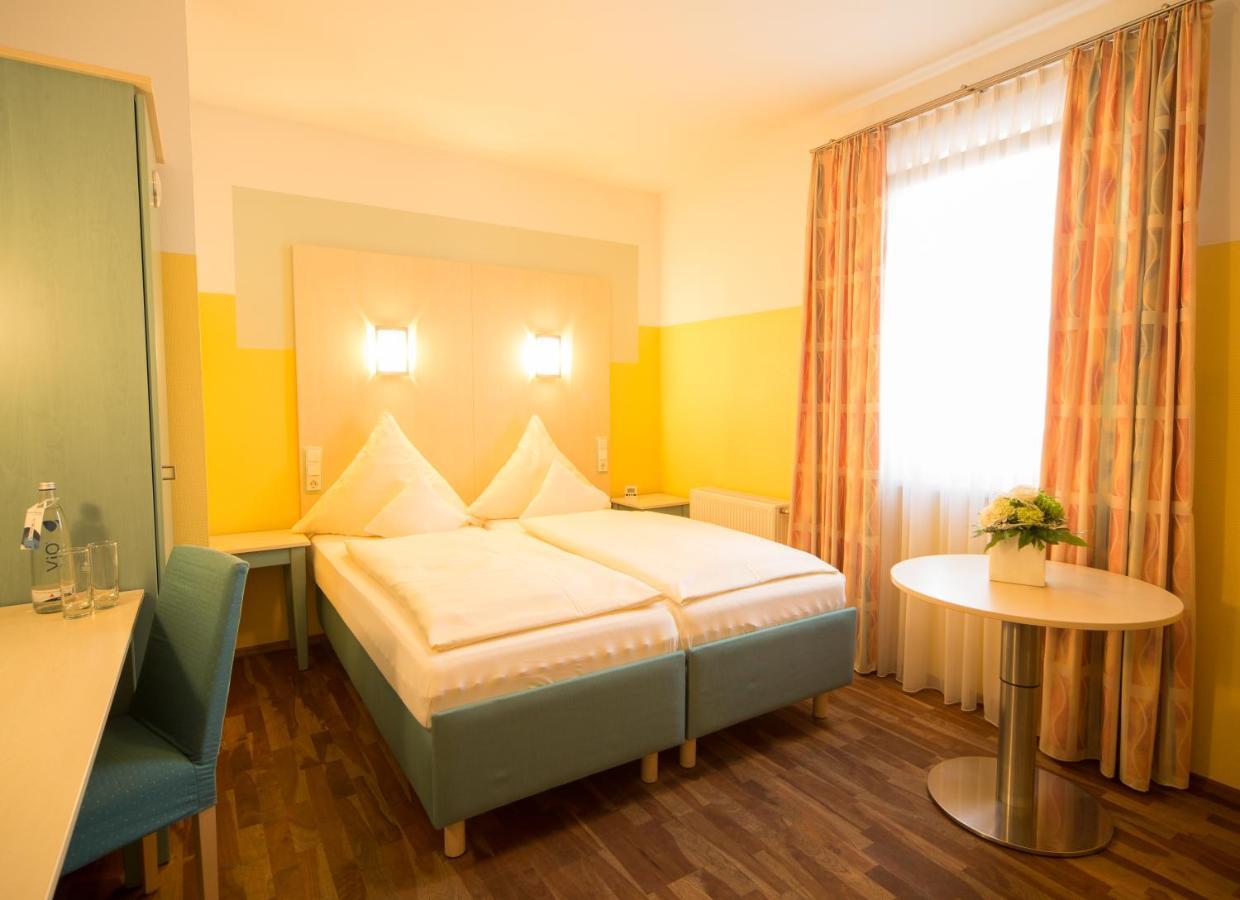 Hotel Ambient Am Europakanal 3*